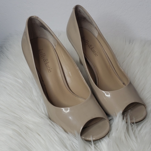 Kelly & katie pick a boo patent faux leath… - Picture 1 of 5